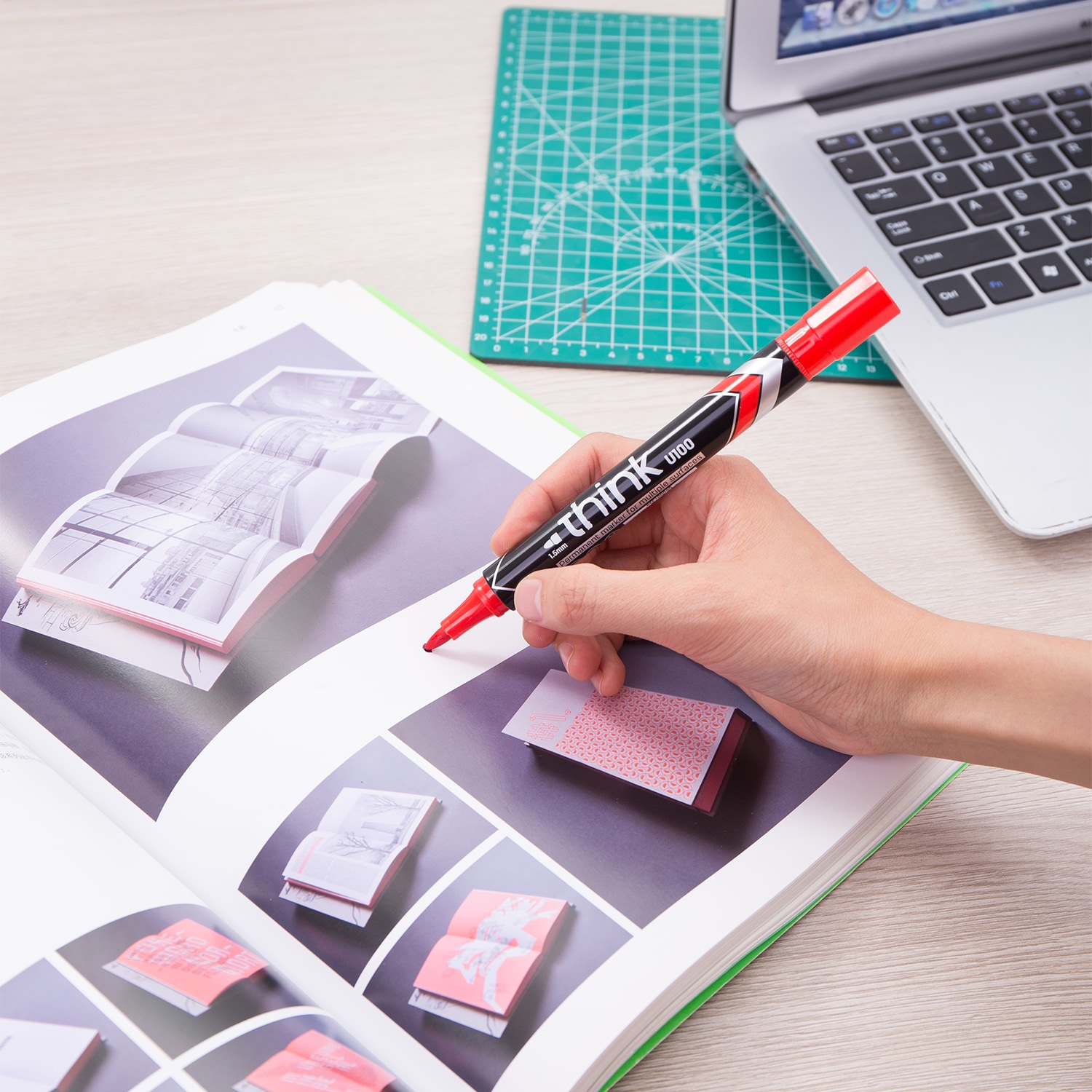 MARKER DELI PERMANENT ROSU 1.5MM - 3